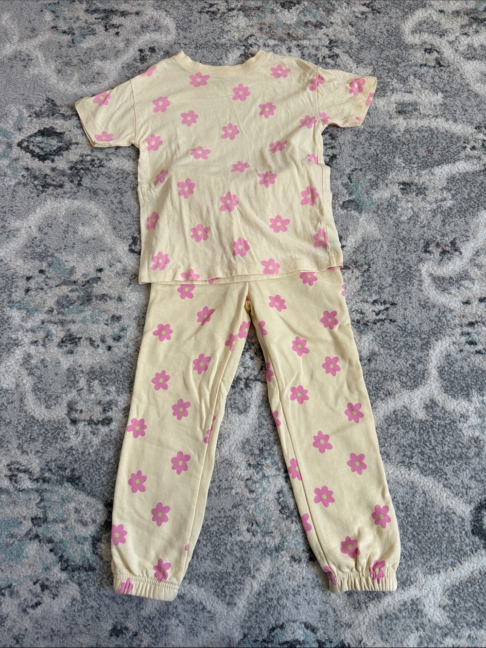 Old Navy Flower Shirt and Pants Matching Set Size 5t